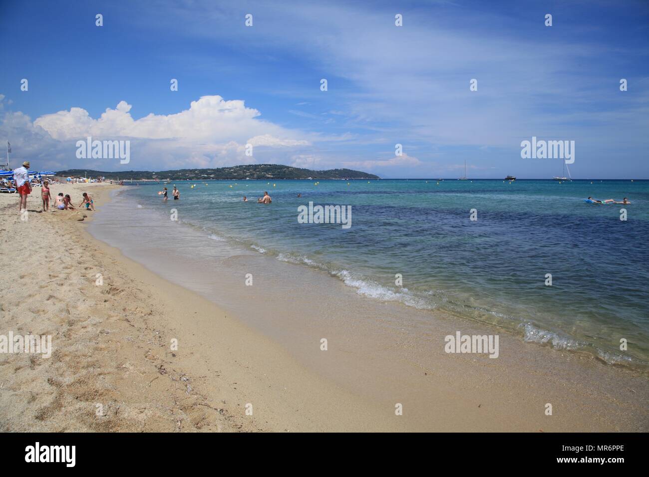 La plage de Pampelonne, St Tropez, Var, France Photo Stock Alamy
