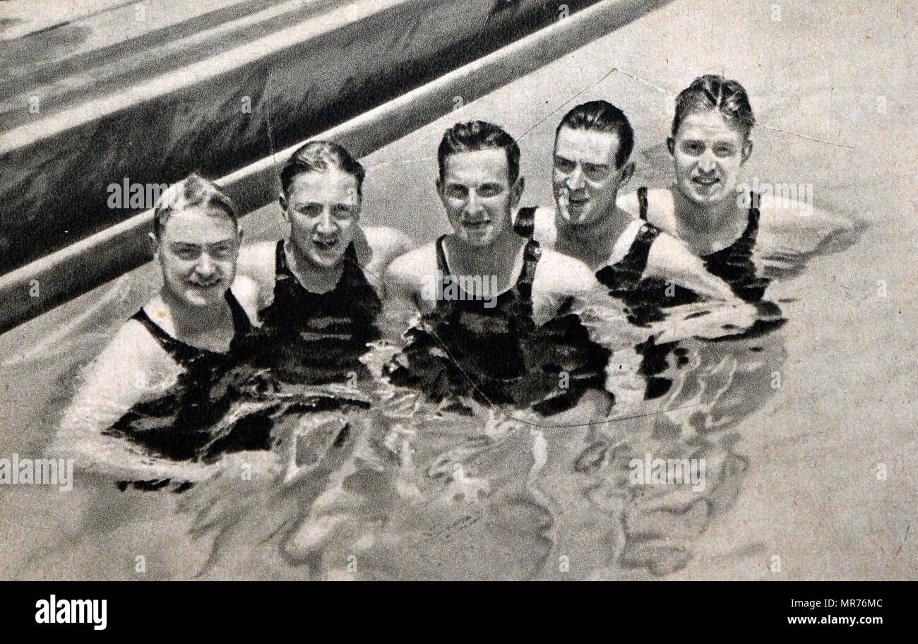 Photographie de l'Agence suédoise de l'équipe olympique de natation à l'été 1932 Jeux Olympiques. De gauche à droite, Eskil Johannes Lundahl (1905 - 1992),, Haynar Thofeldt Lindstorm, Oxenstierna,. Banque D'Images