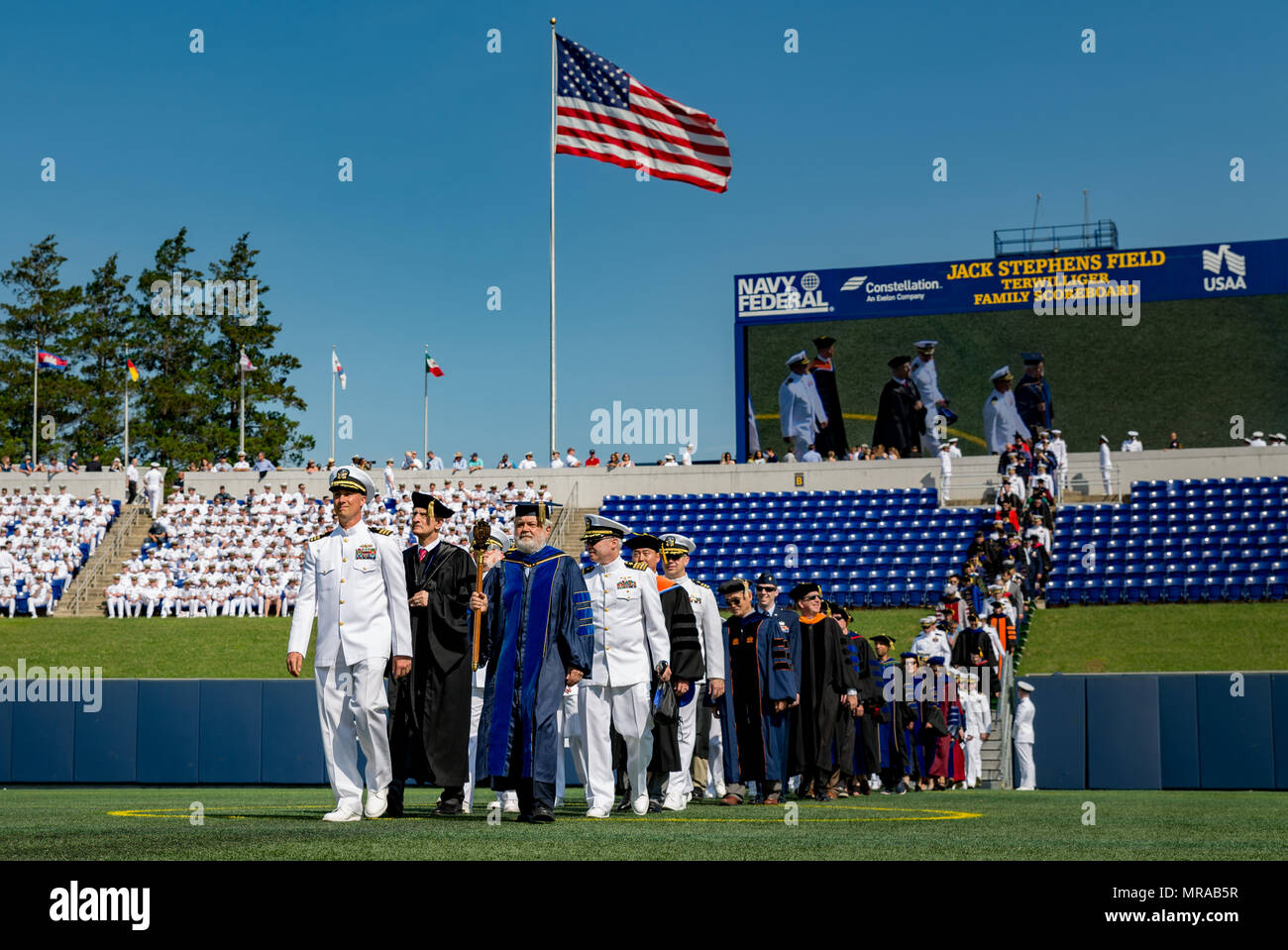 Au Maryland, aux États-Unis. 25 mai, 2018. 25 mai 2018, Annapolis, Maryland - Ouverture à l'United States Naval Academy. Le président des États-Unis, Donald J. Trump, était le conférencier pour la classe de 2018. Crédit : Michael Jordan/ZUMA/Alamy Fil Live News Banque D'Images