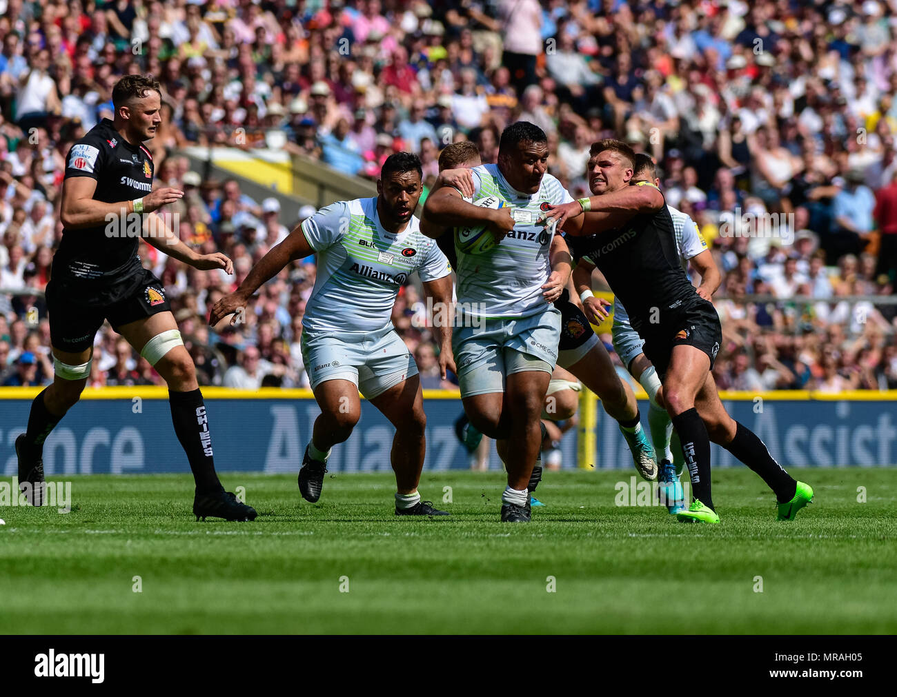 26 MAI 2018 , le stade de Twickenham, Londres, Angleterre ; Aviva Premiership finale Rugby 2018, Exeter Chiefs v Saracens Mako Vunipola;des Saracens fait une pause de l'avant contre Exeter Banque D'Images