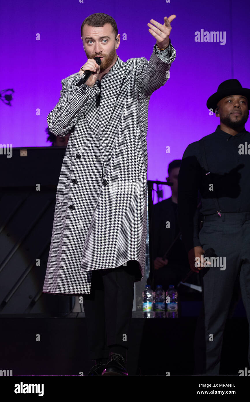 Swansea, Pays de Galles. 26 mai 2018, auteur-compositeur-interprète Sam Smith Garniture du jour, l'un des plus gros week-end dans la région de Singleton park, Swansea, le 5 mai 2018, le Pays de Galles.© Jason Richardson / Alamy Live News Banque D'Images