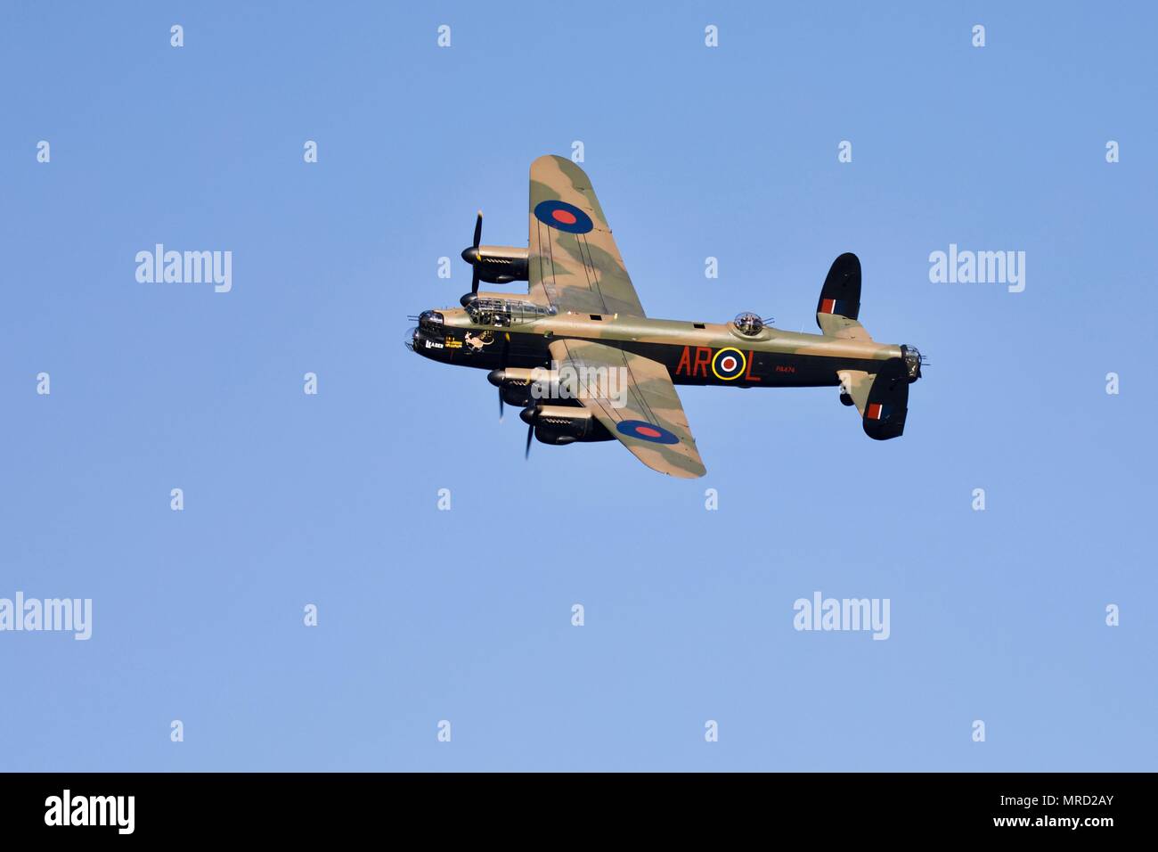 Battle of Britain Memorial Flight Avro Lancaster volant à Shuttleworth soir bourget sur le 19 mai 2018 Banque D'Images