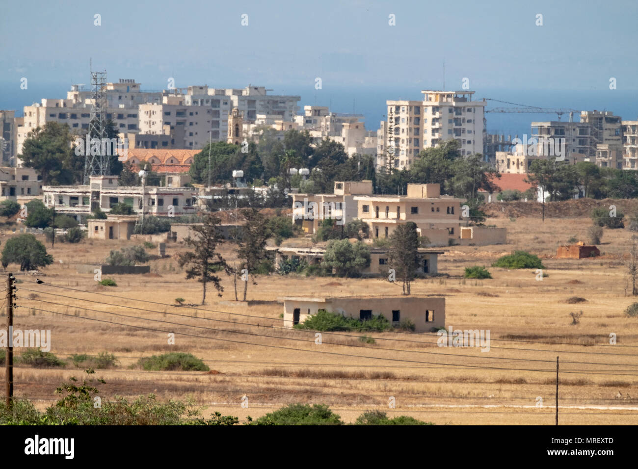 No mans land et zone restreinte de la zone tampon des Nations Unies dans la ligne verte divisant le nord et le sud de Chypre à Famagouste Banque D'Images