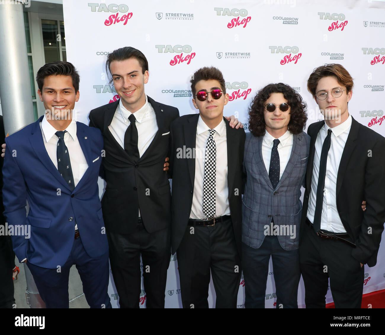 Premiere de 'Taco Shop' tenue au ArcLight Cinemas - Arrivées avec : Shane Cronin, Josh Cronin, Michael Leese, David Kohn, Austin Asvanonoda Où : Los Angeles, California, United States Quand : 23 Avr 2018 Crédit : Sheri/WENN.com Determan Banque D'Images