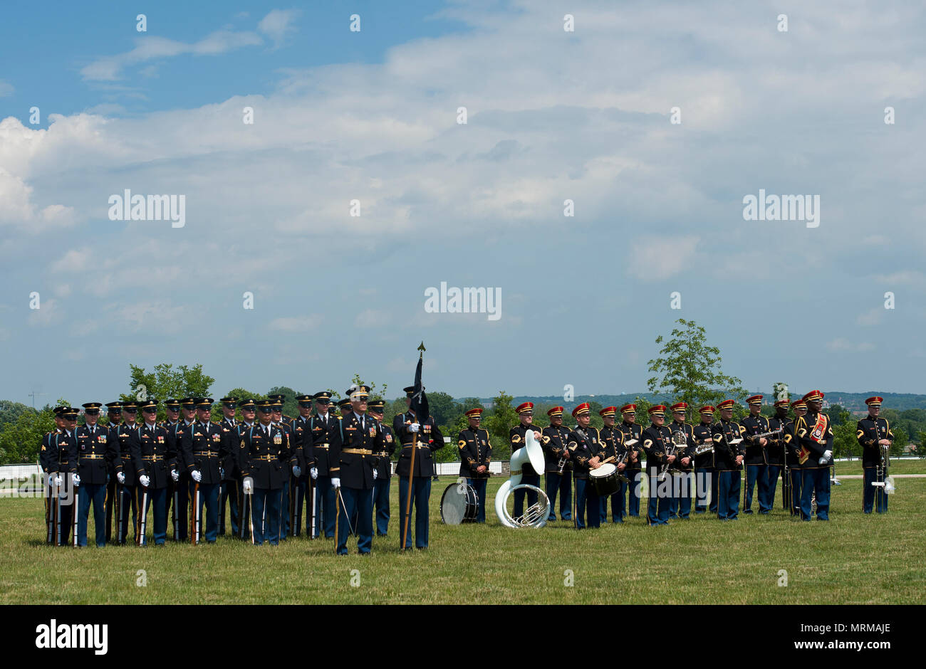 États-unis - le 11 juin : le capitaine George L. Barton de l'armée américaine, 101e Division aéroportée a été enterré aujourd'hui au cimetière national d'Arlington Arlington vierge Banque D'Images
