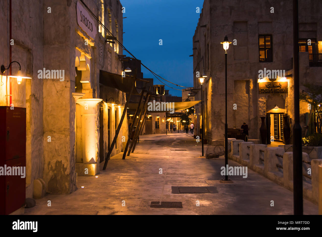 Dubaï, Émirats arabes unis - 30 janvier 2018 : : Al Fahidi quartier historique au crépuscule, un quartier historique de Dubaï, Emirats arabes unis (EAU) Banque D'Images