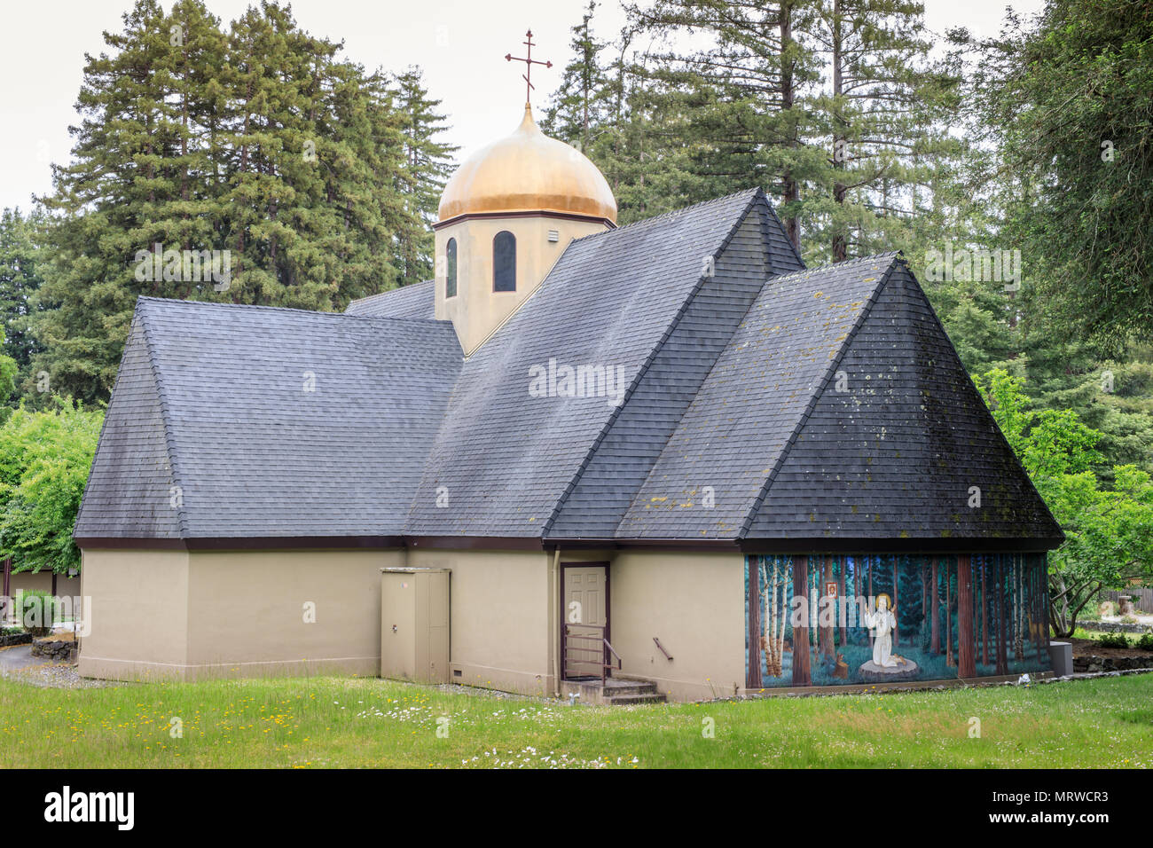 Ben Lomond, Californie - le 24 mai 2018 : Extérieur des Saints Pierre et Paul Eglise orthodoxe antiochien. Banque D'Images