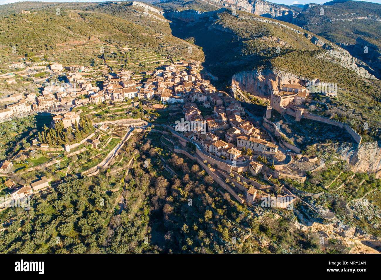 Vue aérienne du village, Alquezar Alquezar, Huesca, Aragon, Espagne, Europe Banque D'Images