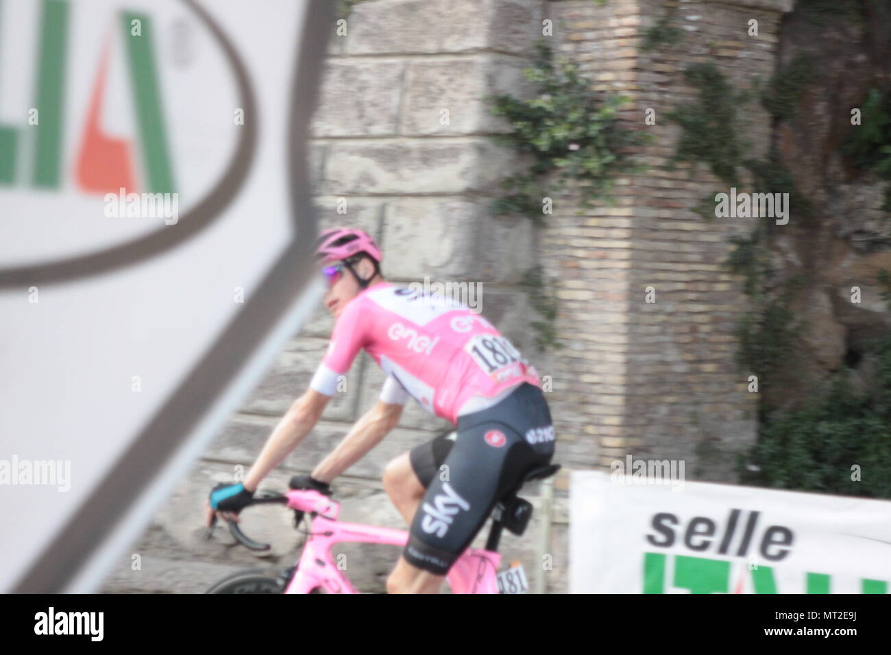 Rome, Italie. 27 mai 2018. Chris Froome est le premier Britannique à remporter le Giro d'Italia Crédit : Stefano Senise/Alamy Live News Banque D'Images