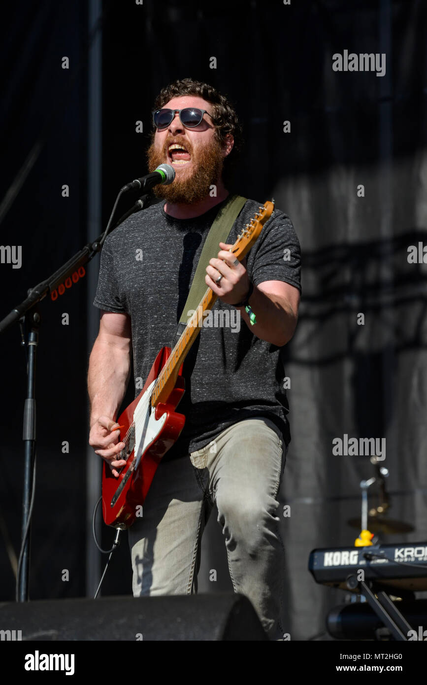 Napa, Californie, le 27 mai 2018, Manchester Orchesra sur le bourrage à l'étape des caves 2018 BottleRock Festival à Napa en Californie, Crédit : Ken Howard/Alamy Live News Banque D'Images