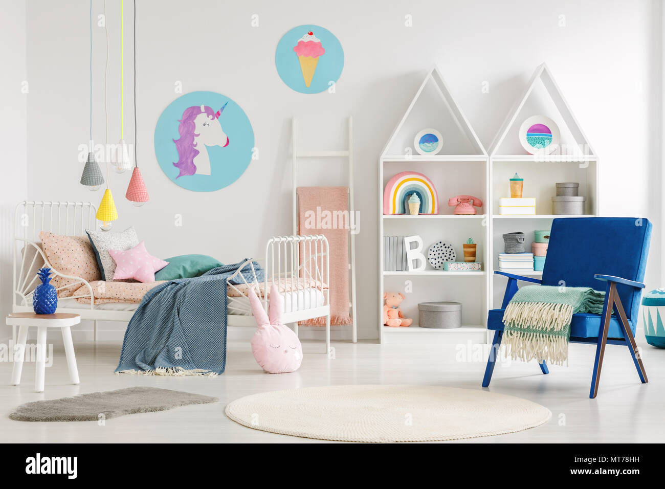 Second Chambre Coloree Interieur Avec Une Licorne Et De La Glace