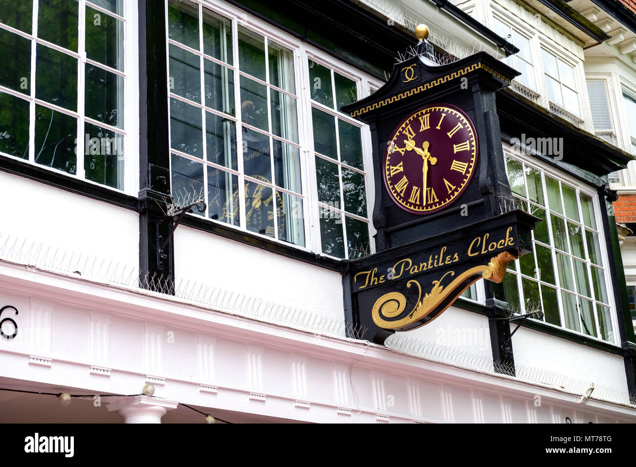 L'horloge Pantiles, Tunbridge Wells UK Banque D'Images