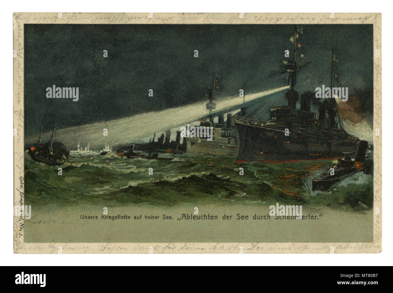 Carte postale historique allemand : La Marine s'allume son chemin avec projecteurs dans la mer agitée, sur une nuit sombre. la première guerre mondiale 1914-1918. L'Allemagne. Banque D'Images