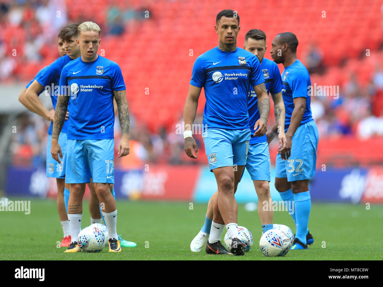 Duckens Nazon de Coventry City lors de la finale de la Sky Bet League Two au stade Wembley, Londres. APPUYEZ SUR ASSOCIATION photo. Date de la photo: Lundi 28 mai 2018. Voir PA Story FOOTBALL League 2. Le crédit photo devrait se lire comme suit : Mike Egerton/PA Wire. RESTRICTIONS : aucune utilisation avec des fichiers audio, vidéo, données, listes de présentoirs, logos de clubs/ligue ou services « en direct » non autorisés. Utilisation en ligne limitée à 75 images, pas d'émulation vidéo. Aucune utilisation dans les Paris, les jeux ou les publications de club/ligue/joueur unique. Banque D'Images