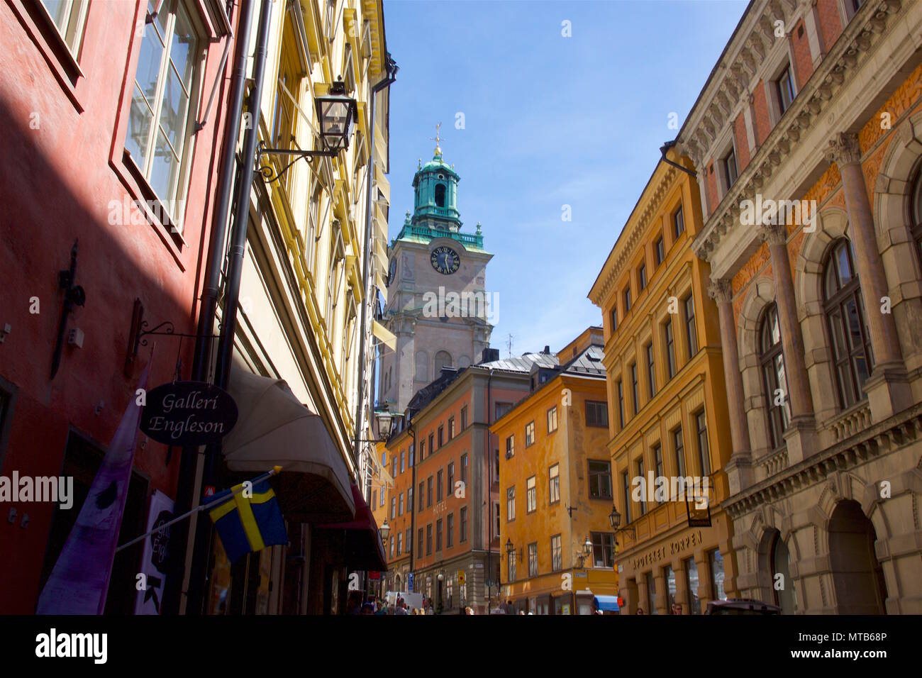 L'avis de Storkyrkan clocher de l'église de Storkyrkobrinken, Gamla Stan, Stockholm Banque D'Images