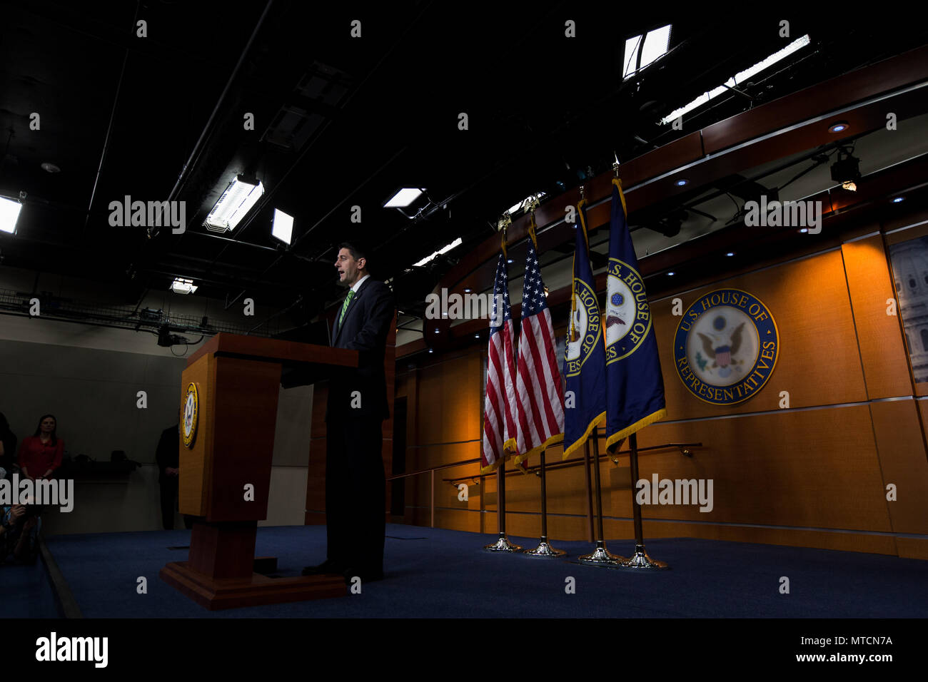 Chambre Le Président Paul Ryan Rép. (R-WI) parle au cours de sa conférence de presse hebdomadaire au Capitole. Banque D'Images