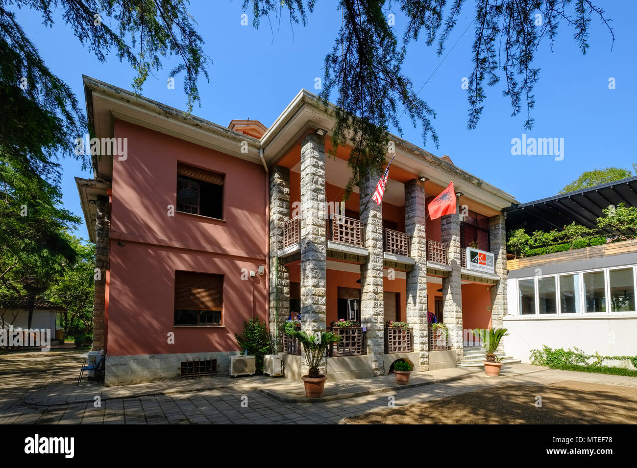 Le Lincoln Center, Quartier Blloku, Tirana, Albanie Banque D'Images