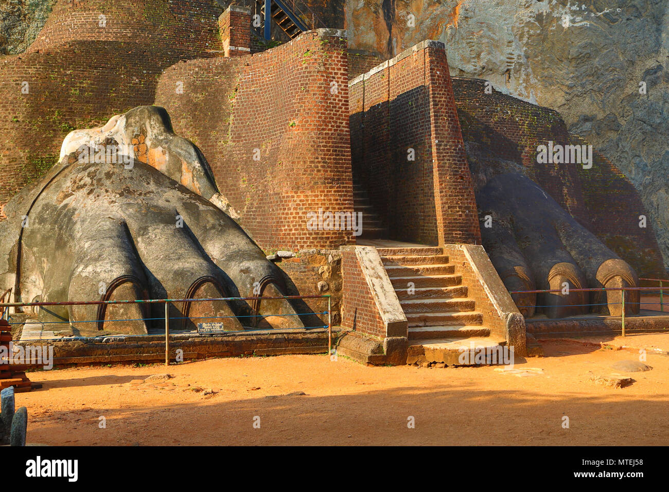 Fragment de Lion Sigiriya Rock Fortress Banque D'Images