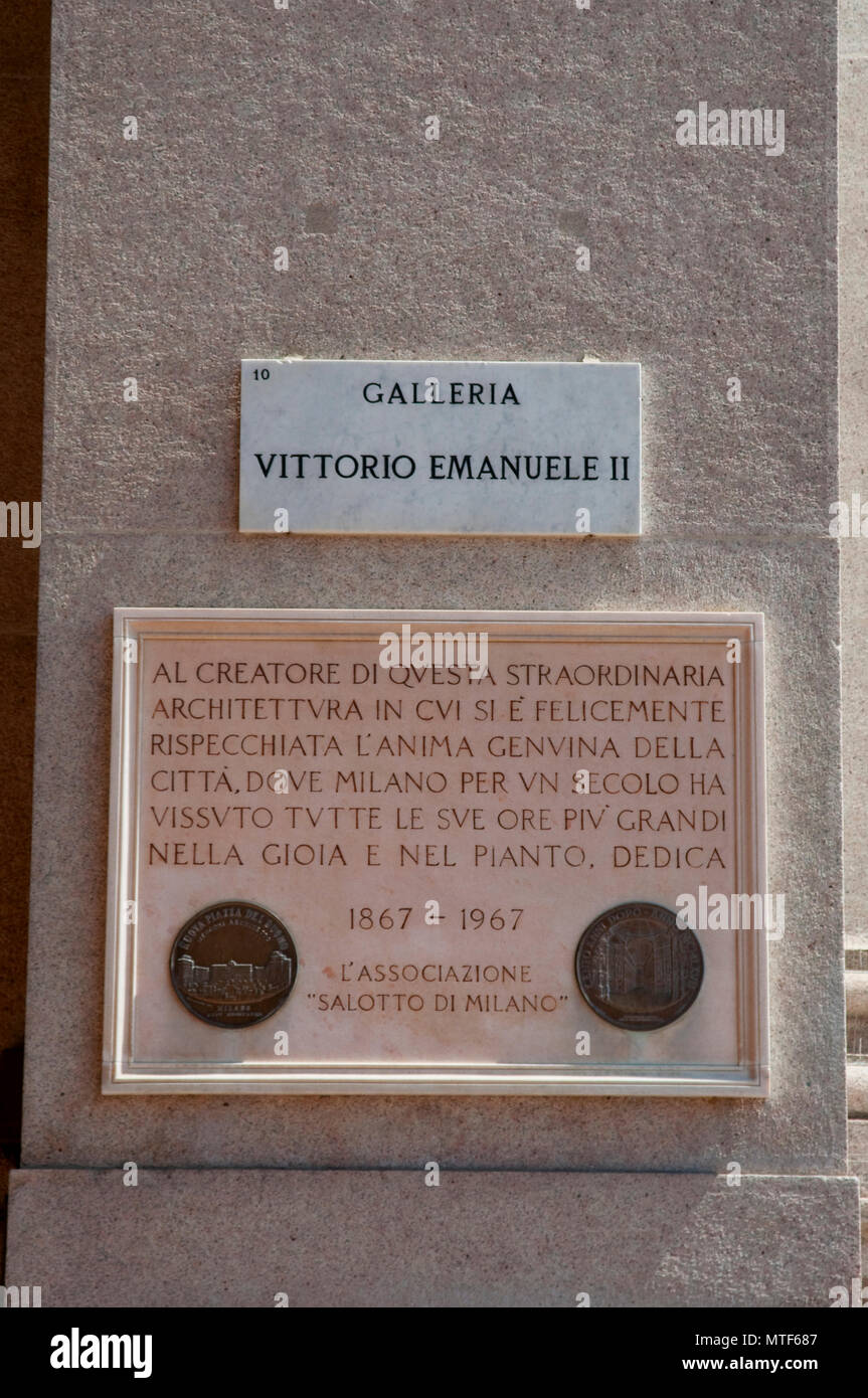 L'Italie, Lombardie, Milan, Galleria Vittorio Emanuele II Street signe sur le mur Banque D'Images