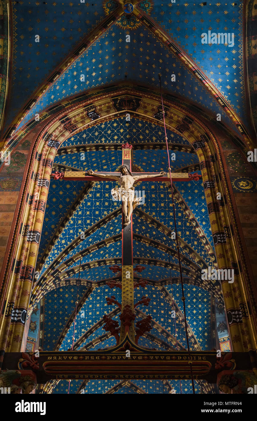 L'intérieur de l'église St Mary à Cracovie. Pologne Banque D'Images