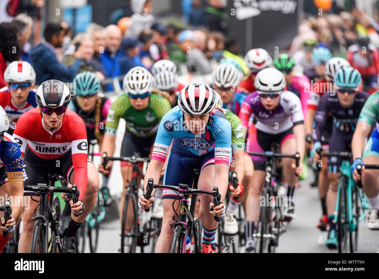 Début de la course dans l'élite féministe 2018 OVO Tour énergétique cycle série race à Wembley, Londres, Royaume-Uni. Ronde 7 course de VTT. Christine Robson. À partir Banque D'Images Début de la course dans l'élite féministe 2018 OVO Tour énergétique cycle série race à Wembley, Londres, Royaume-Uni. Ronde 7 course de VTT. Christine Robson. À partir Banque D'Images