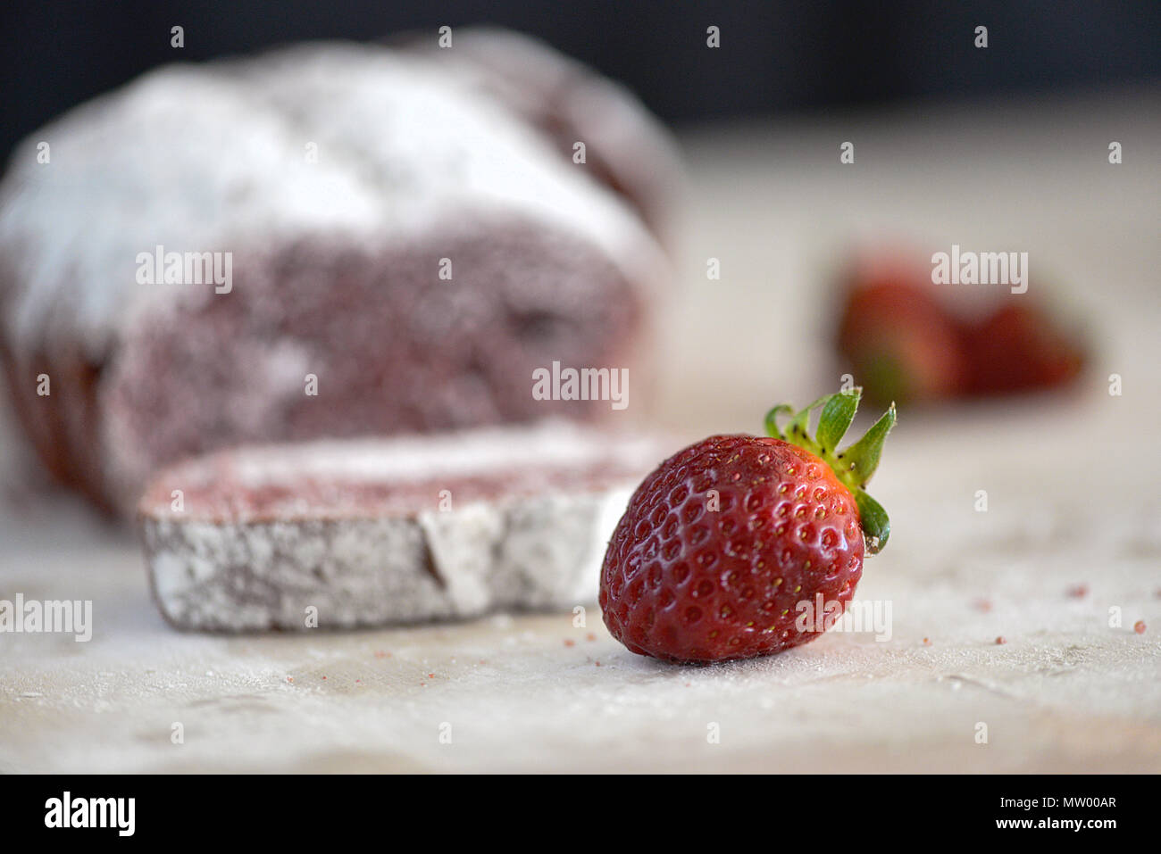 Gâteau aux fraises et fraises Banque D'Images