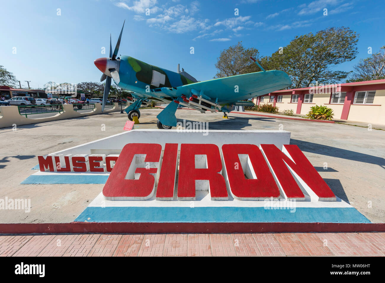 En fait un Sea Fury avion de chasse à l'affiche au Musée de la Baie des Cochons, Playa Girón, Cuba. Banque D'Images