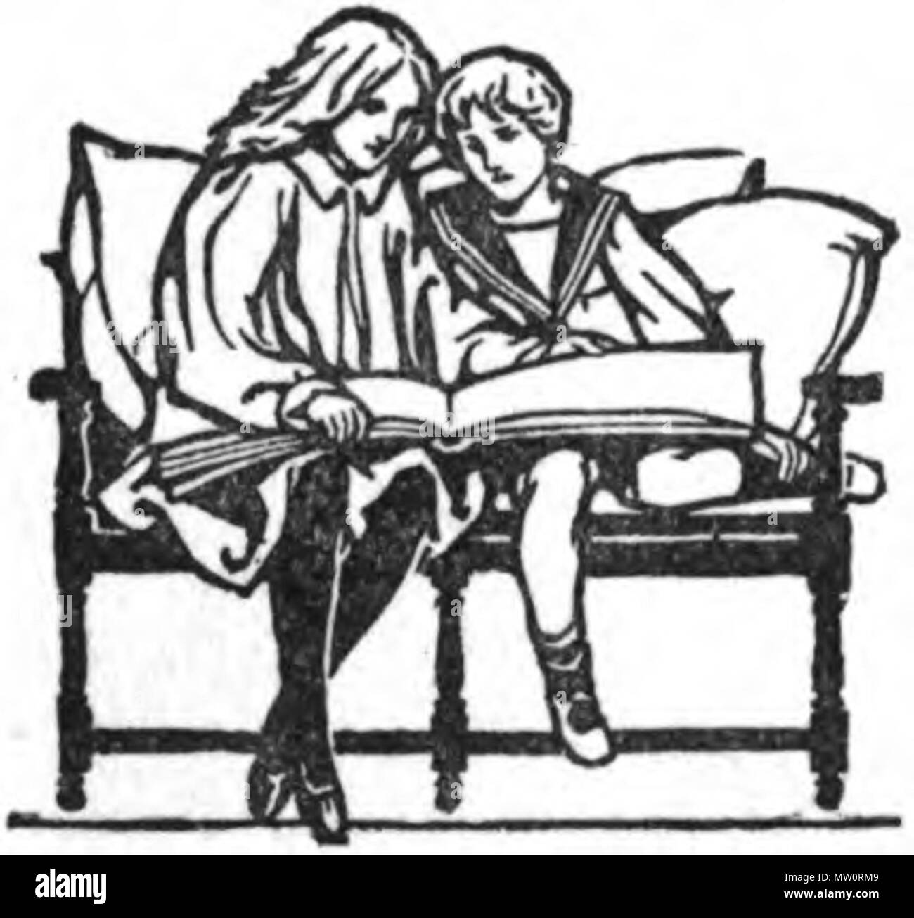 . Une illustration en noir et blanc d'une mère et son fils de lire un livre sur une chaise. 1908. J. R. Skelton 577 histoires de mère et fils lecture beowulf Banque D'Images