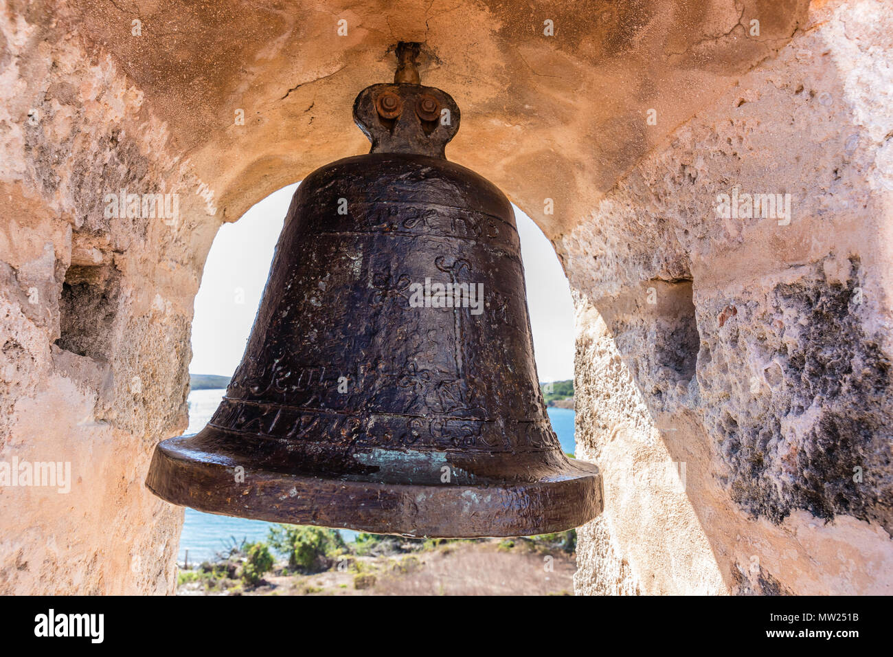 L'alarme au Castillo de Jagua fort, érigé en 1742 par le roi Philippe V d'Espagne, près de Cienfuegos, Cuba. Banque D'Images
