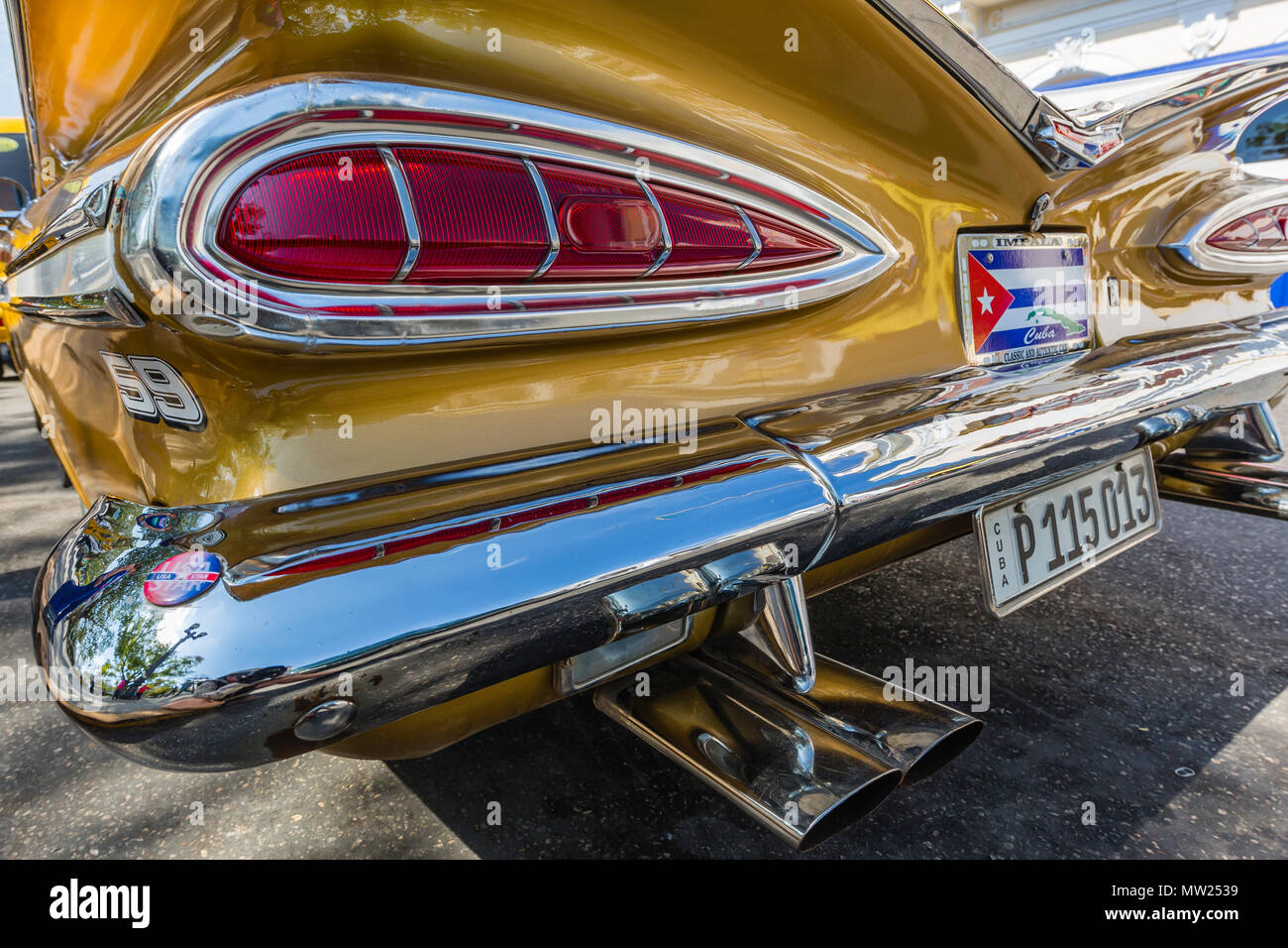 1959 Chevrolet Impala taxi classique, connu localement sous le nom de 'almendrones' dans la ville de Cienfuegos, Cuba. Banque D'Images