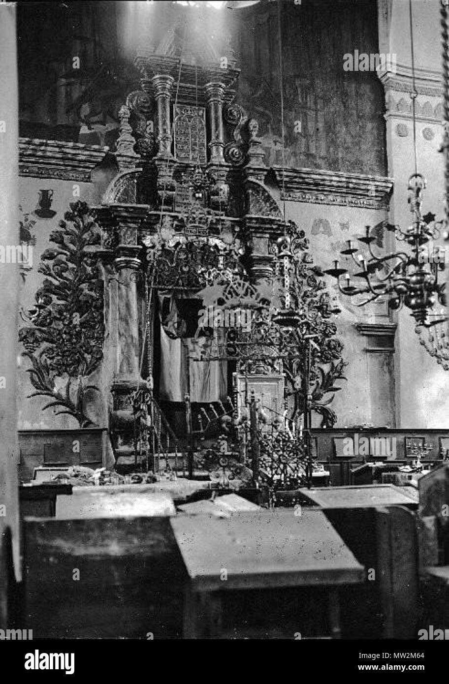 665,Żółkiew synagoga Banque D'Images