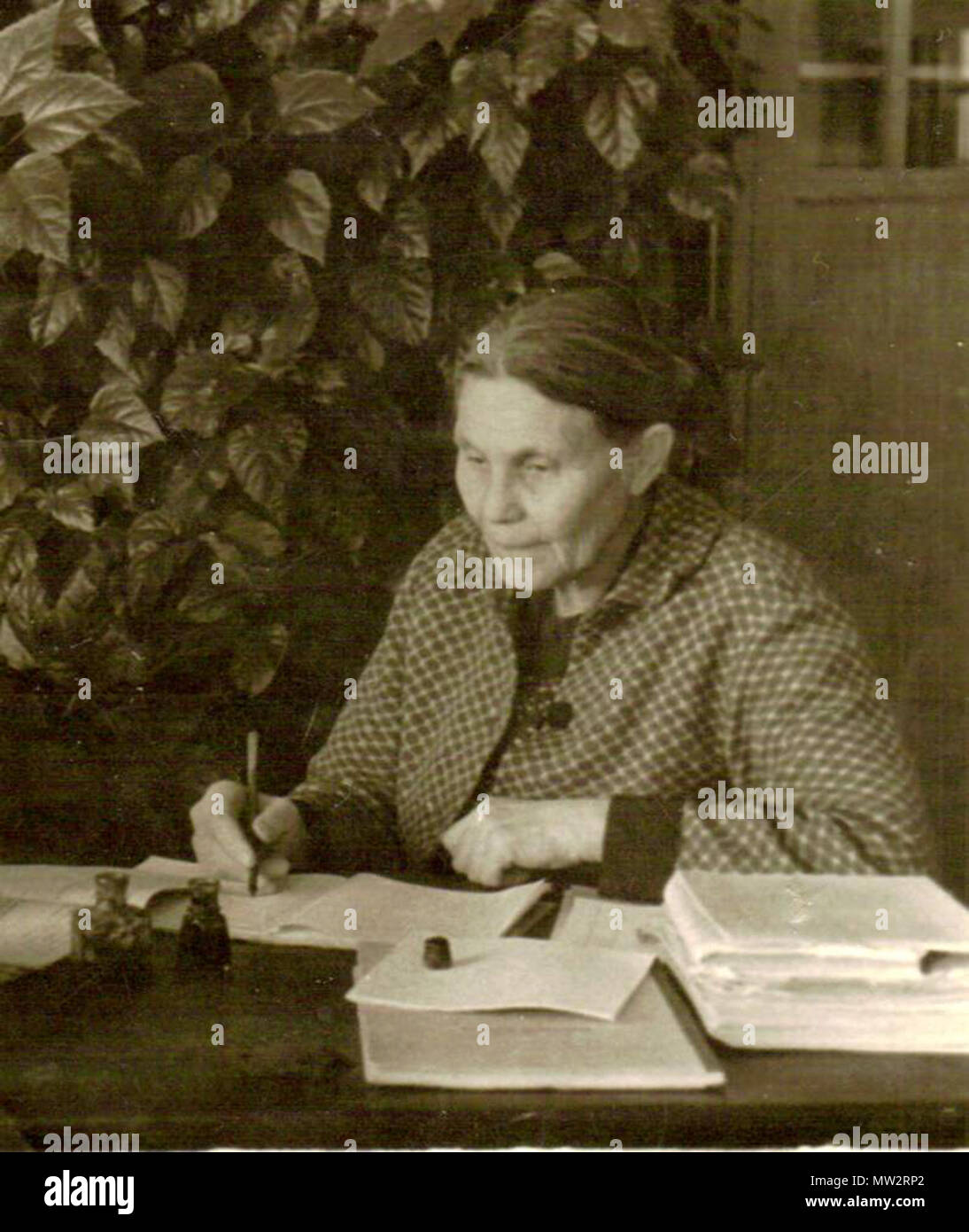 682-Неверовская Алоизиевна-Варвара-12-04-1953-Зыряновск Banque D'Images 682-Неверовская Алоизиевна-Варвара-12-04-1953-Зыряновск Banque D'Images