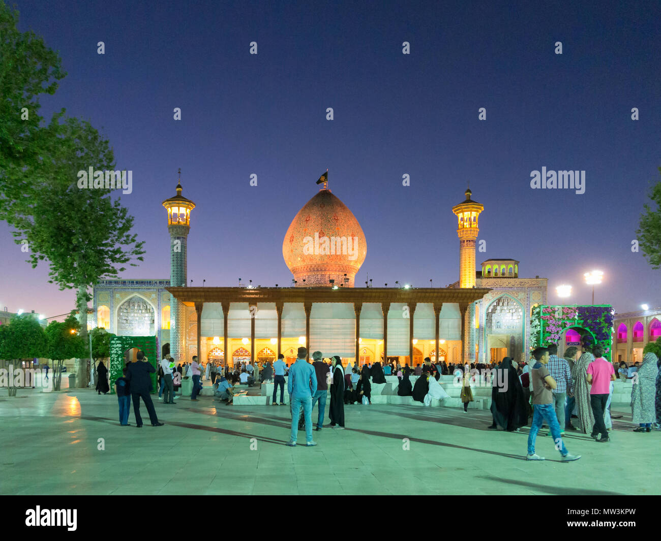 Aramgah-e Shah-e-Cheragh complexe, Shiraz, Iran Banque D'Images