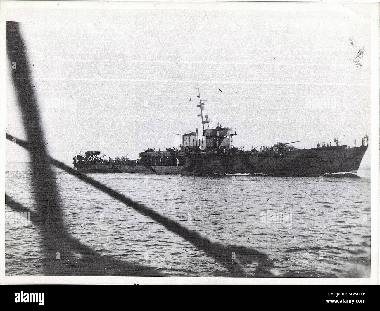 . Italiano : baionetta Settembre 1943 . 9 septembre 1943. marinaio anonimo della Regia Marina Italiana 508 R.N. corvetta baionetta Banque D'Images