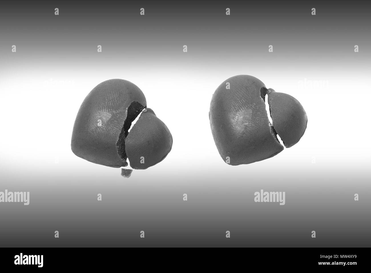 Deux bonbons Chocolat coeur brisé Banque D'Images