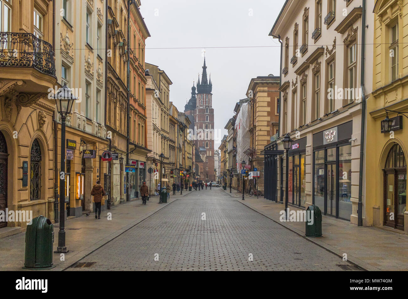 Cracovie, Pologne - la deuxième plus grande ville de Pologne, Cracovie propose un mélange d'histoire et de la modernité. Ici dans l'image d'un point de vue de la Vieille Ville Banque D'Images