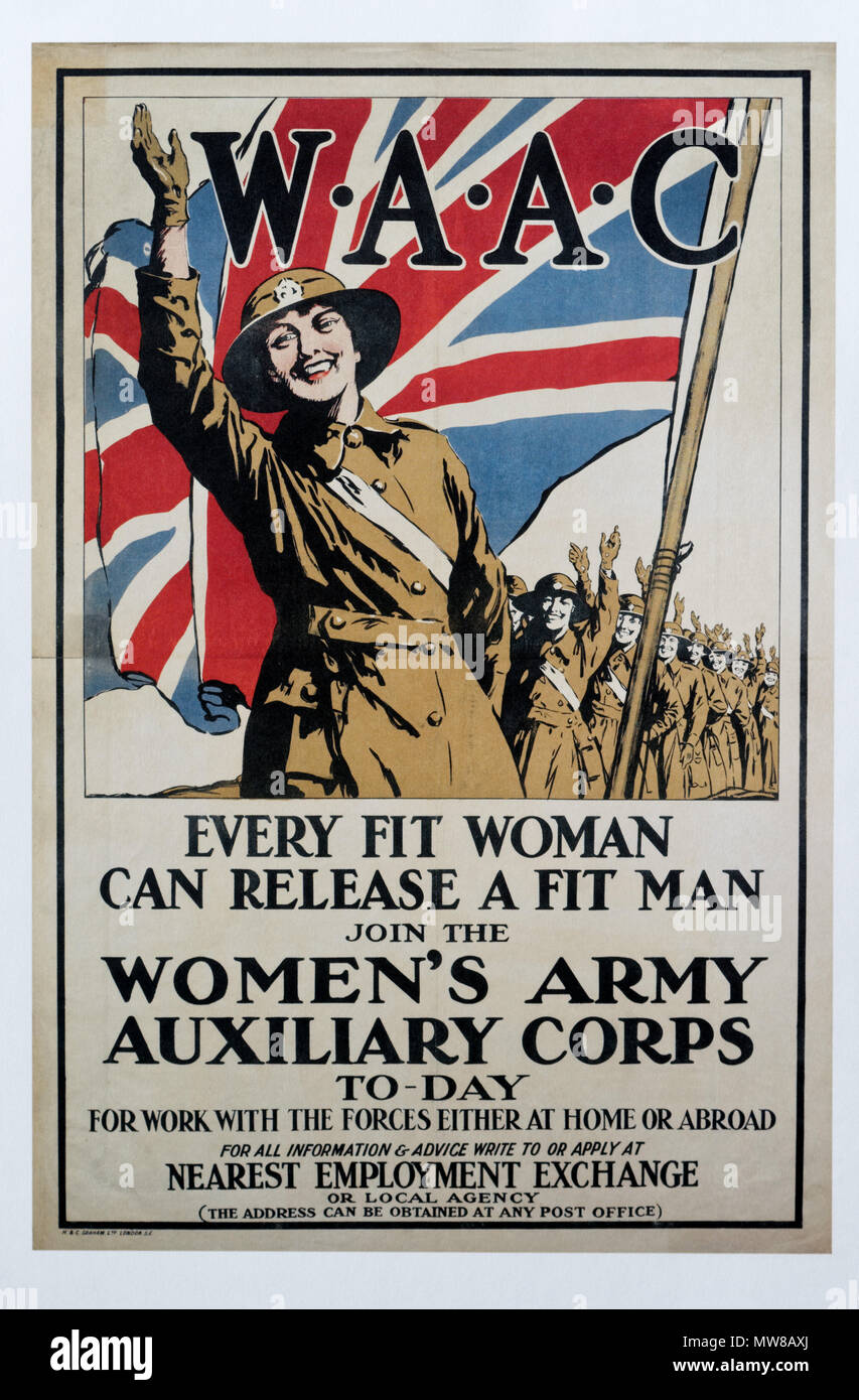 La première guerre mondiale, une affiche annonçant le Corps auxiliaire féminin de l'armée, le WAAC avec le slogan Chaque Fit Woman peut libérer un Fit Man Banque D'Images