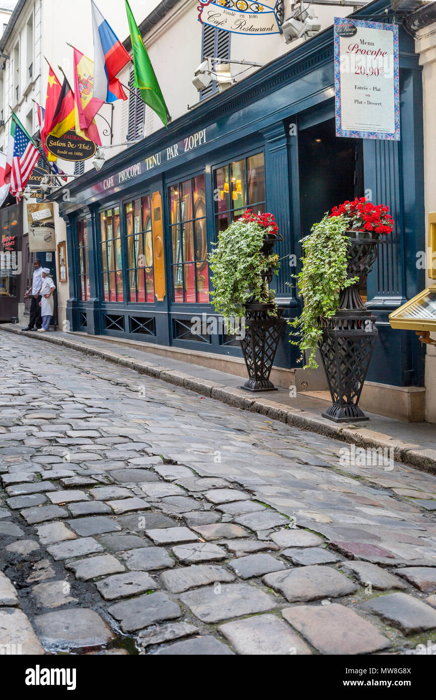 Le Procope, depuis 1686, le plus ancien café de Paris, un restaurant dans le 6ème arrondissement, Paris, France Banque D'Images