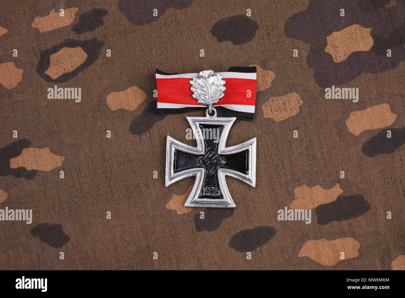 Prix nazie - Chevalier de la Croix de fer le SS camouflage Banque D'Images