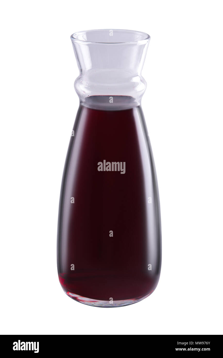 Cruche de vin rouge isolated on white Banque D'Images