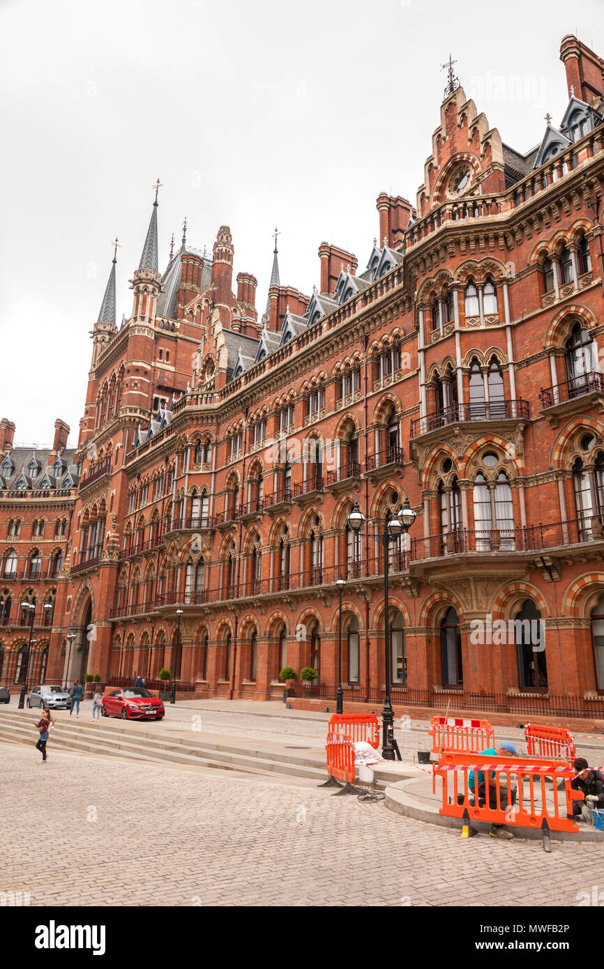 Eurostar St Pancras International Station, Euston Road, Kings Cross, London, UK Banque D'Images