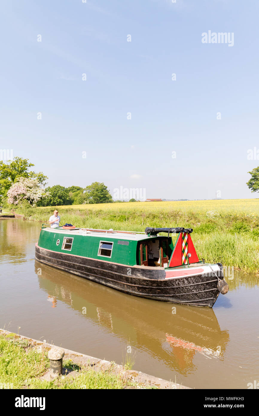 15-04 sur l'échelle d'écluses Tardebigge, Worcester et du Canal de Birmingham, Tardebigge, Worcestershire, Angleterre, RU Banque D'Images