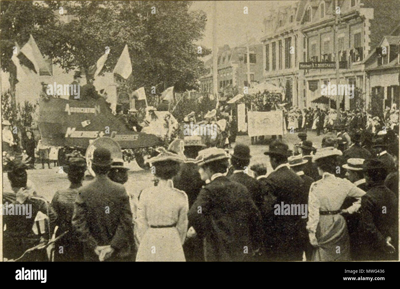 353 La célébration de la Saint-Jean-Baptiste aux Trois-Rivières (rognée) Banque D'Images 353 La célébration de la Saint-Jean-Baptiste aux Trois-Rivières (rognée) Banque D'Images
