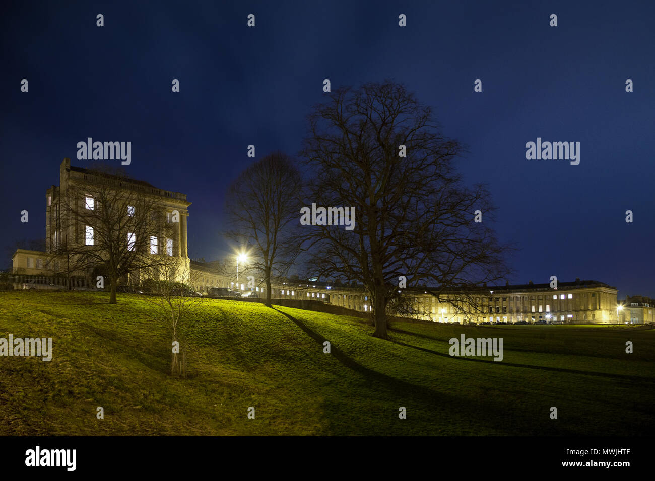 Le Royal Crescent de nuit, UK Banque D'Images