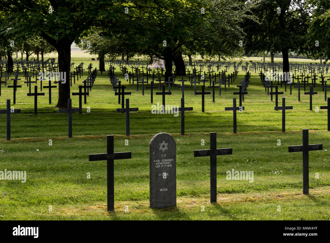 Cimetière allemand Première Guerre mondiale Neuville St Vaast, près d'Arras, France Banque D'Images