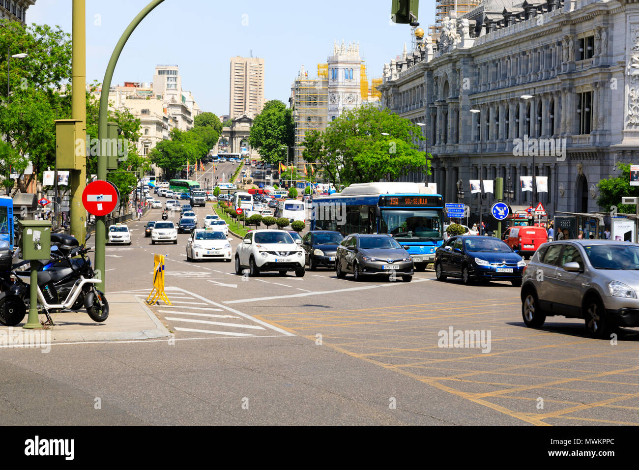 Le trafic important sur la Gran Via, Madrid, Espagne. Mai 2018 Banque D'Images