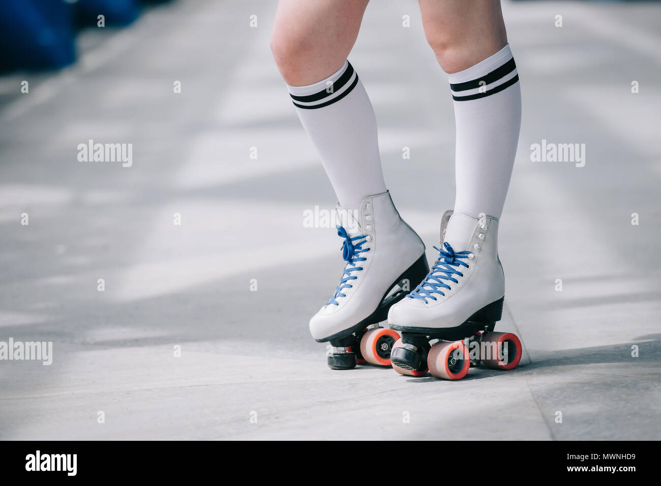 Retro roller skates Banque de photographies et d'images à haute résolution  - Alamy
