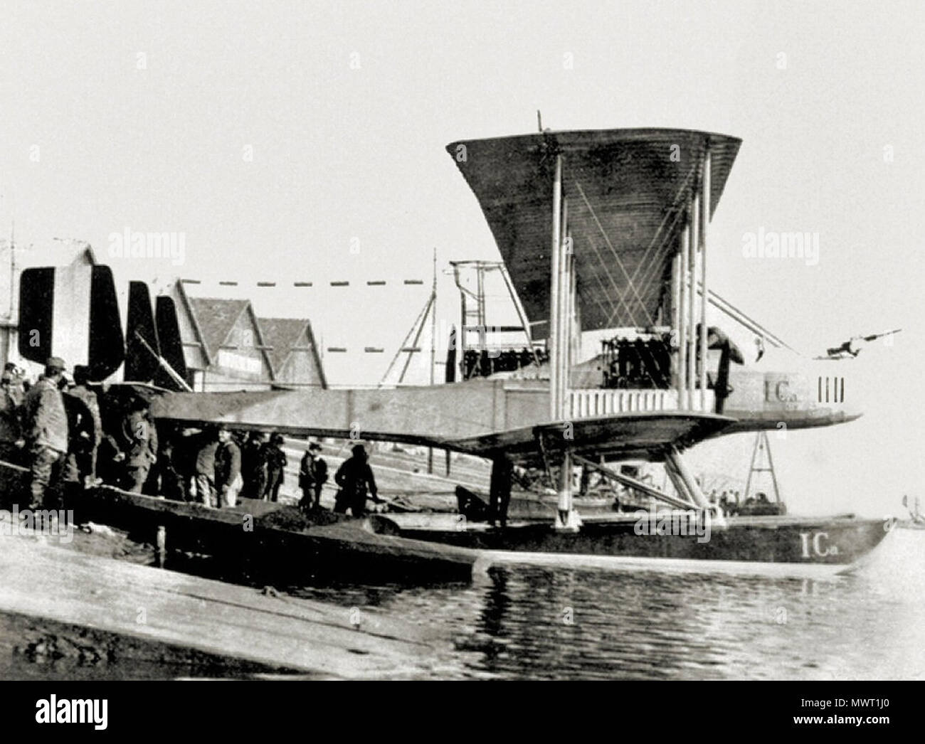. Anglais : Caproni Ca.47 (Ca.5 ou ICa, 600 hp.) une variante hydravion, construit 10 . vers 1911. Inconnu 111 Caproni Ca.47 Banque D'Images
