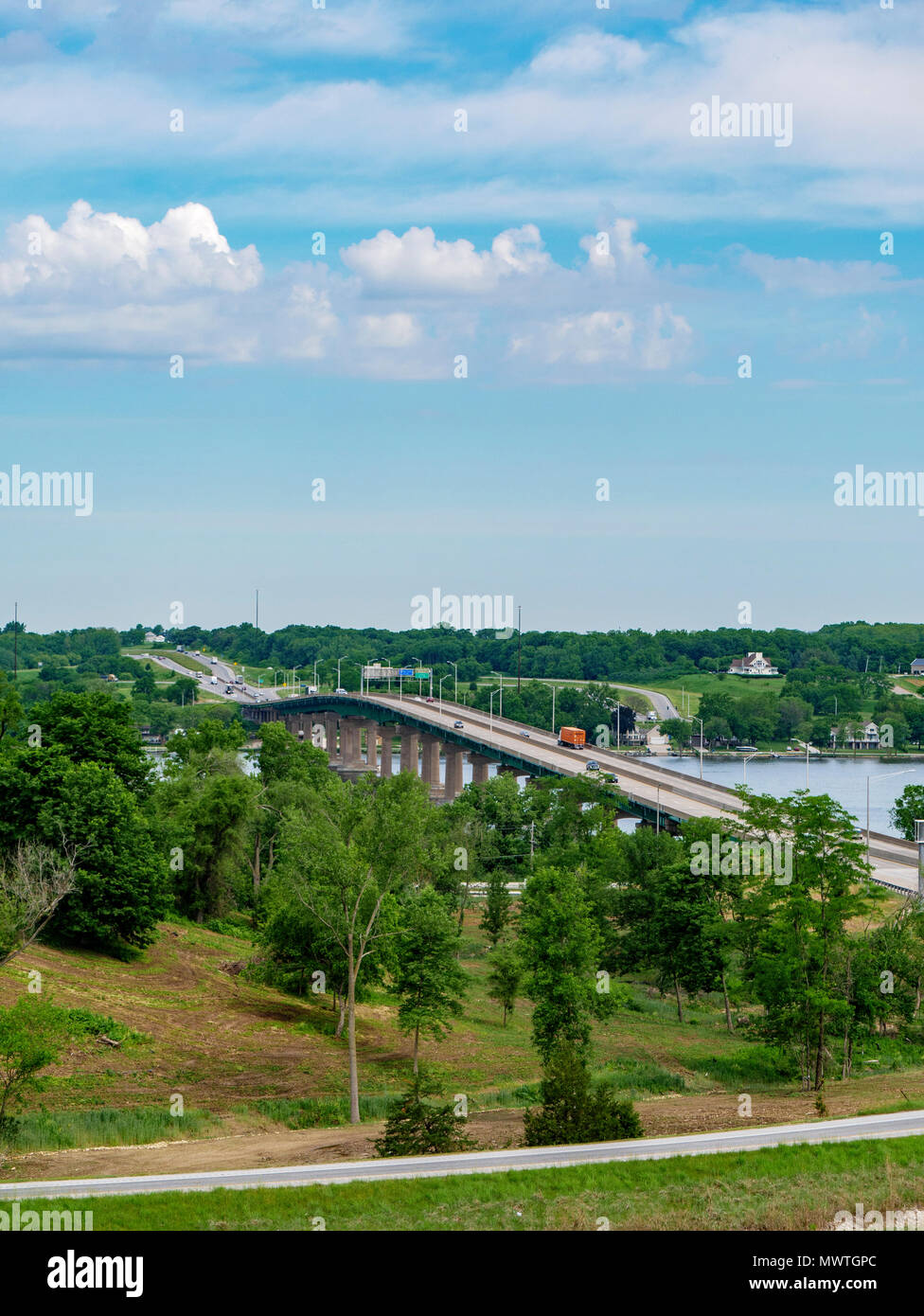 L'interstate 80 Mississippi River pont entre l'Iowa et l'Illinois. Fred Schwengel Memorial Bridge. Banque D'Images