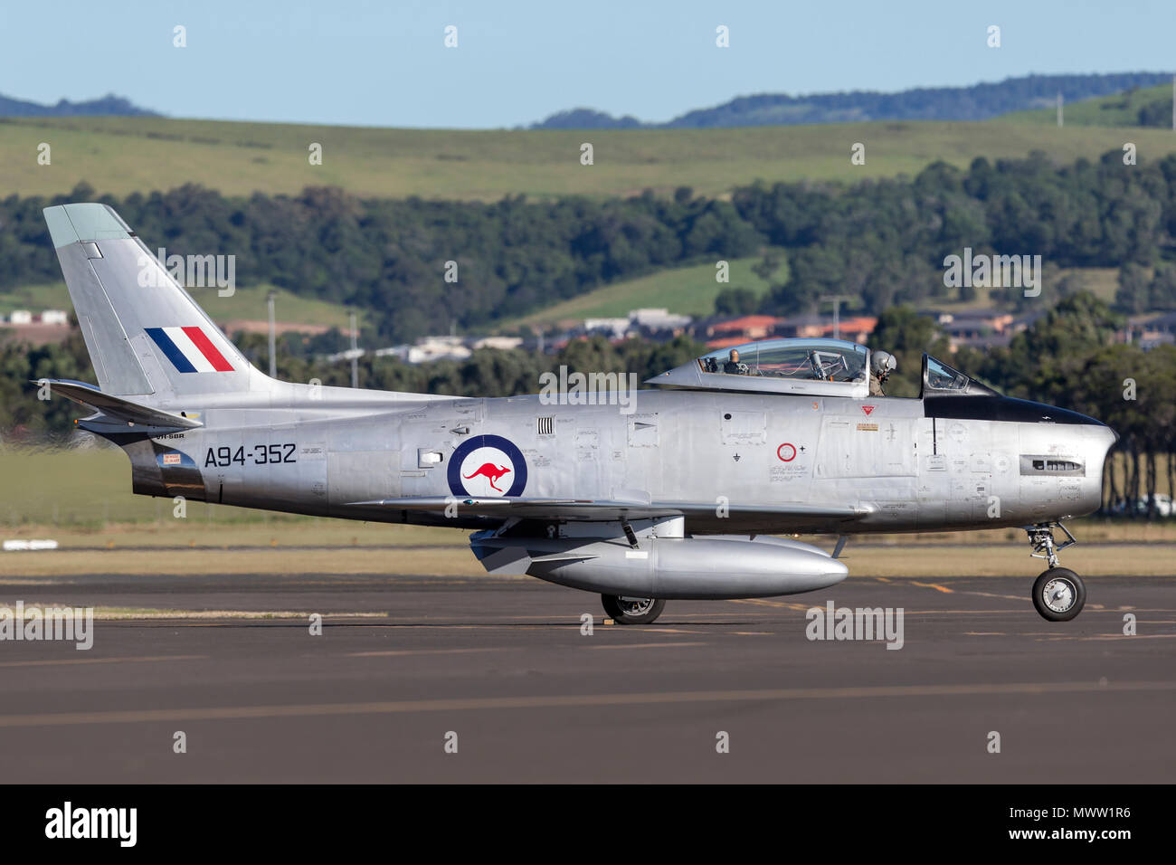 Ancien Royal Australian Air Force (RAAF) Commonwealth Aircraft Corporation CA-27 (North American F-86 Sabre) avions à réaction. Banque D'Images